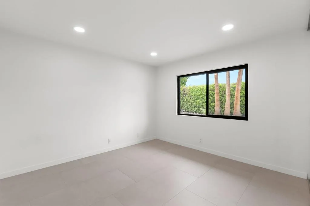 48-web-or-mls-P2611879 48-web-or-mls-P2611879
