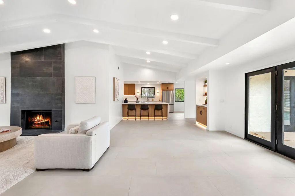 22-web-or-mls-P2622099 22-web-or-mls-P2622099