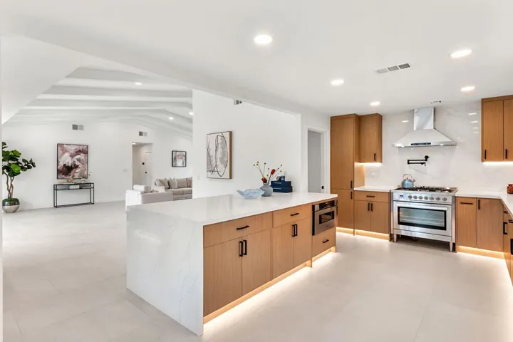 30-web-or-mls-P2622184