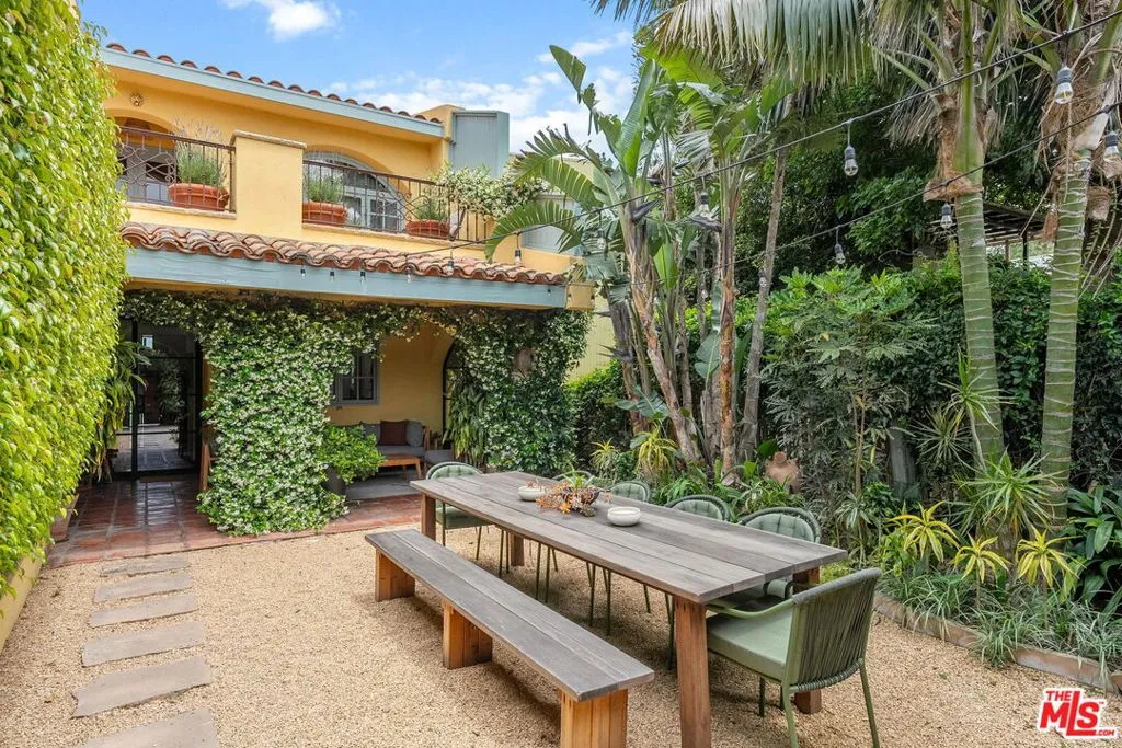 4370 Hillview Dr, Malibu, California 90265 — photo 4