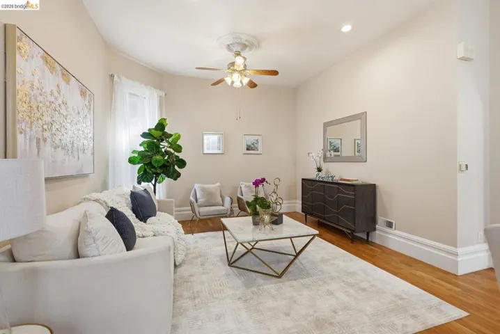560 45th St, Oakland, California 94609 — photo 5