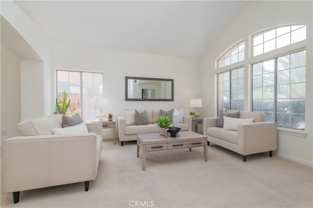 14013 Tom Court, Victorville, California 92392 — photo 4