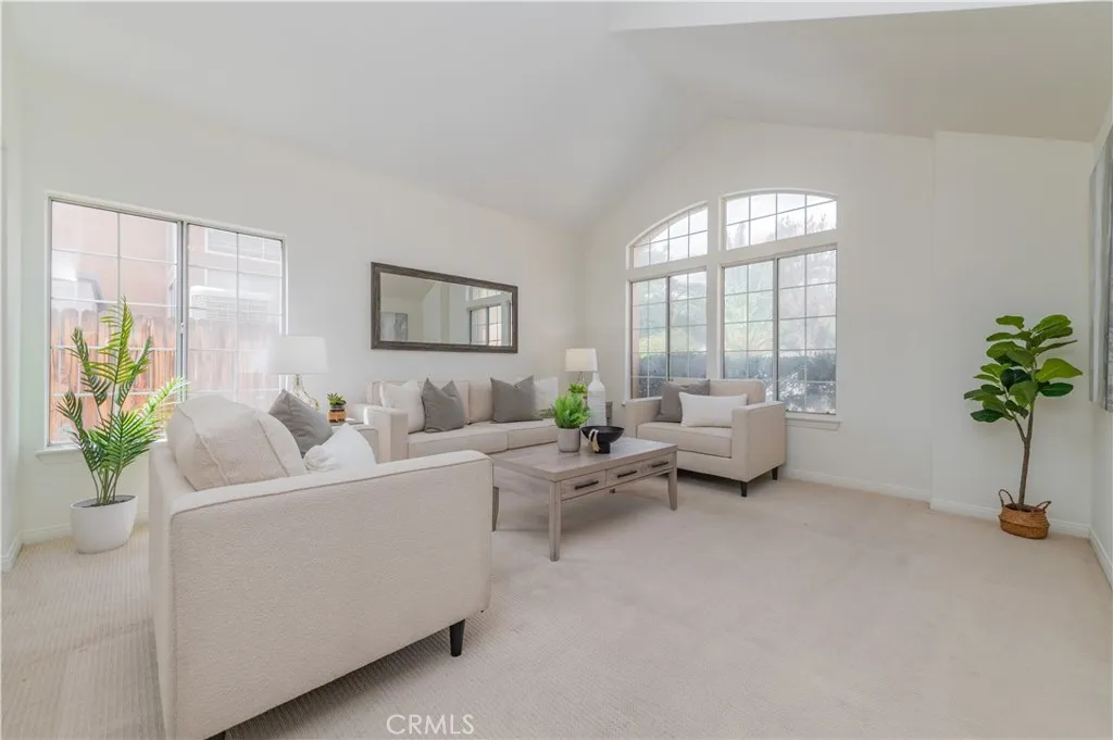 14013 Tom Court, Victorville, California 92392 — photo 5