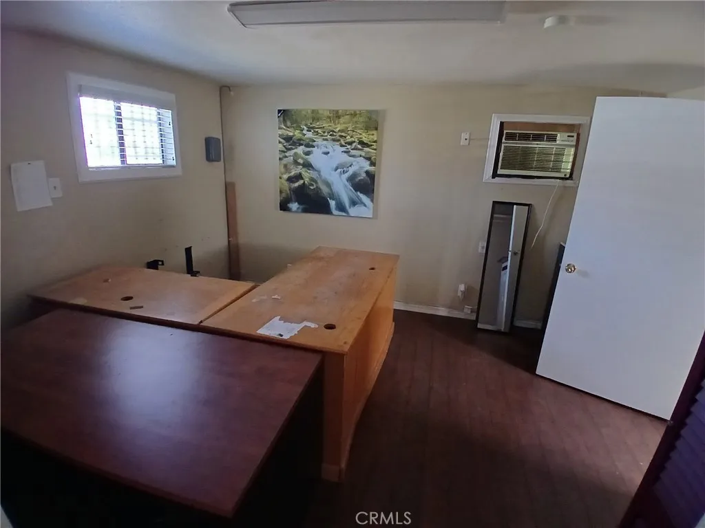 690 W Esplanade Avenue, San Jacinto, California 92583 — photo 4