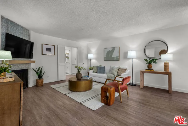 914 Lincoln Boulevard 202, Santa Monica, California 90403 — photo 4