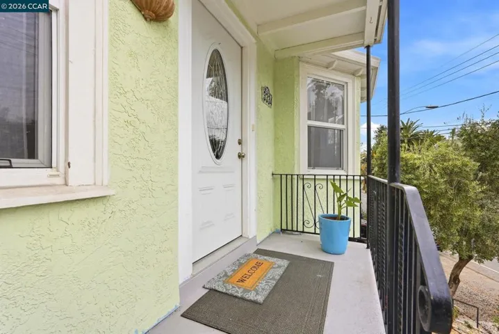 3334 Harrison St, Oakland, California 94611 — photo 4