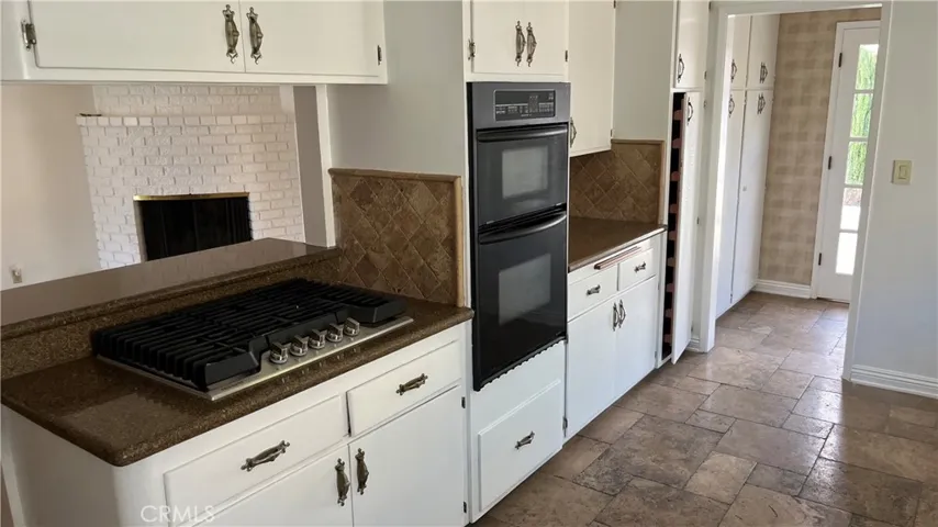 527 Rosemarie Drive, Arcadia, California 91007 — photo 4