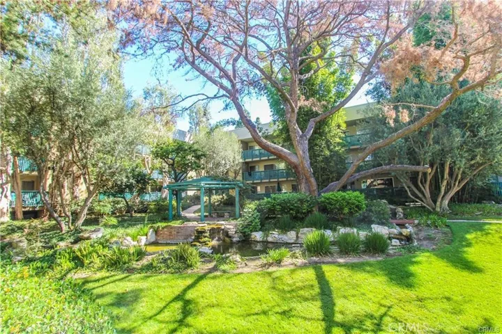 436 N Bellflower 106, Long Beach, California 90814 — photo 4