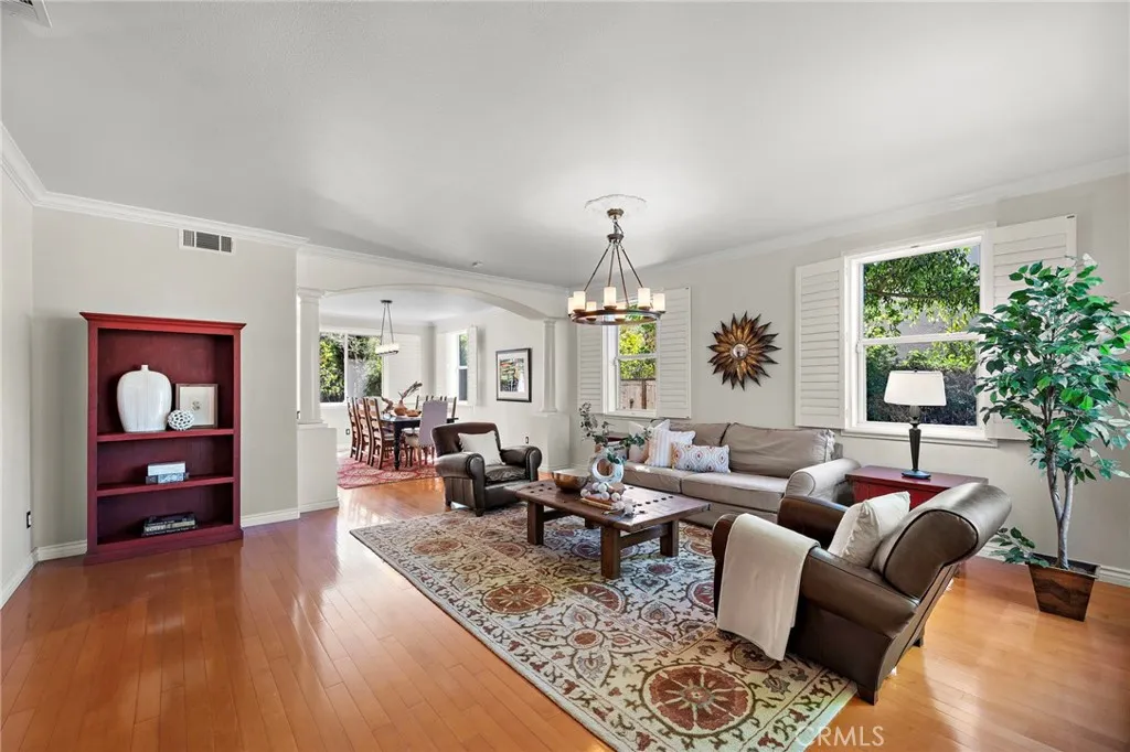 880 Shepard Crest Drive, Corona, California 92882 — photo 4