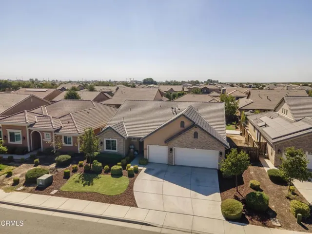 4233 Aloe Court, Bakersfield, California 93314 — photo 4