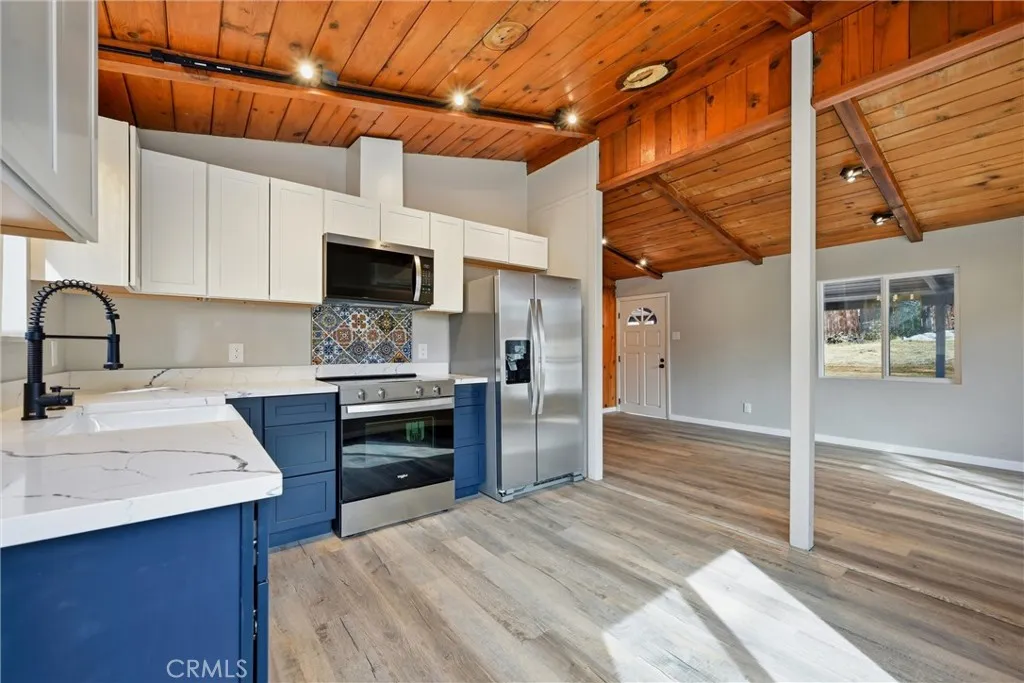 4275 Cedar, Clearlake, California 95422 — photo 4