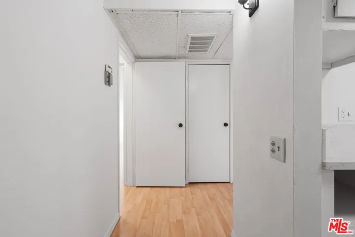 421 S La Fayette Park Place 711, Los Angeles, California 90057 — photo 5