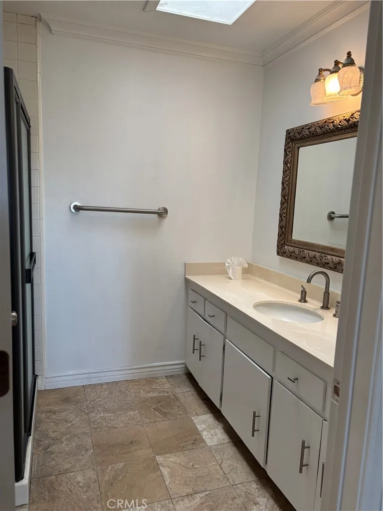 Ensuite bathroom Ensuite bathroom