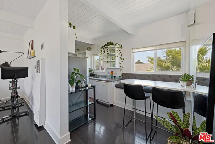 2325 Kansas Avenue 9, Santa Monica, California 90404 — photo 4