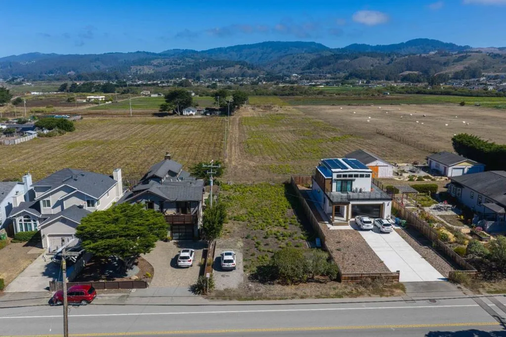 147 Kelly Avenue, Half Moon Bay, California 94019 — photo 4