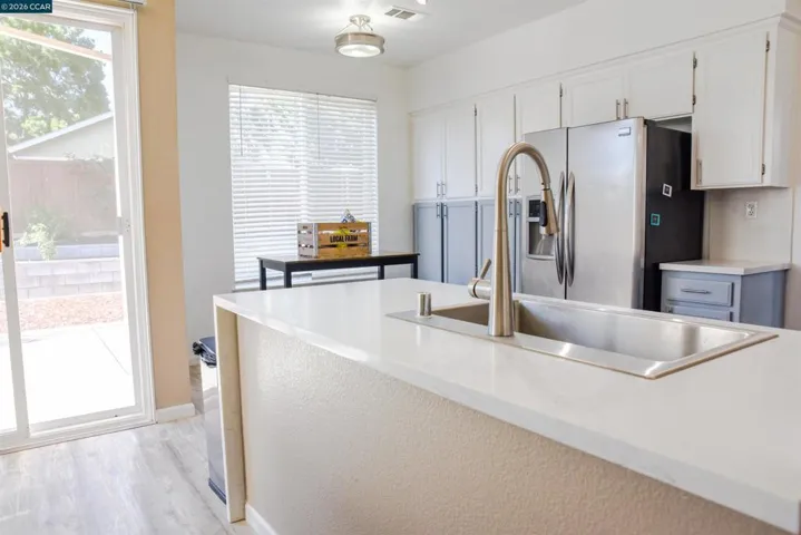 2090 Heartland Cir, Brentwood, California 94513 — photo 4