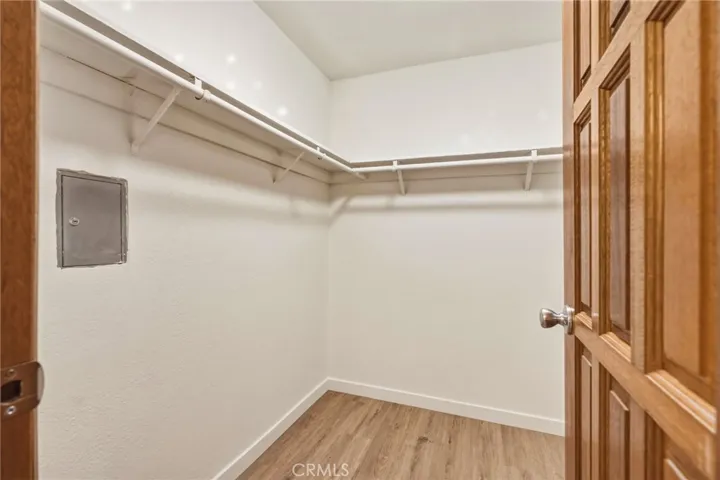 Walk-in closet