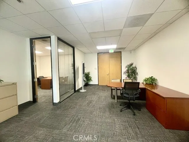 10350 Commerce Center C-260