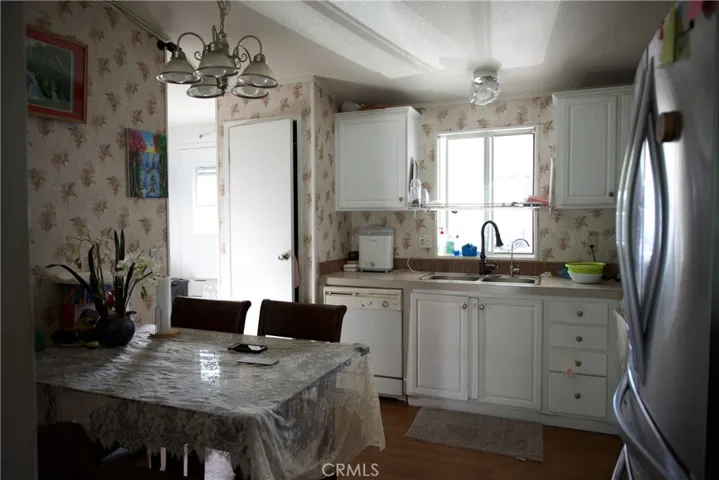 7887 E Lampson Avenue, Garden Grove, California 92841 — photo 4
