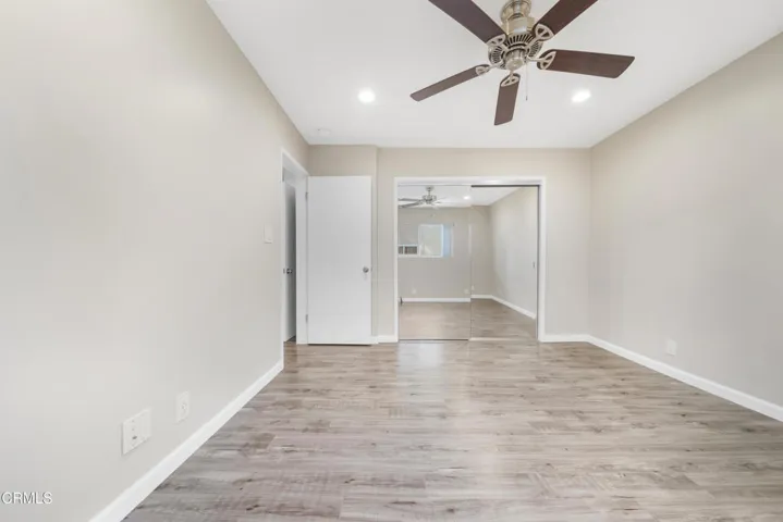590 Los Robles