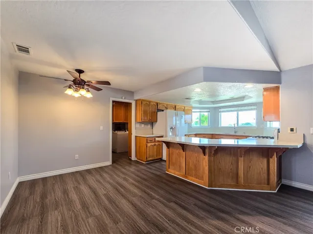 Dining area and kitchen breakfast bar