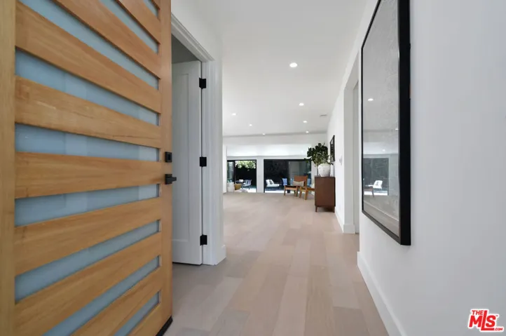 15431 Milbank Street, Encino, California 91436 — photo 4