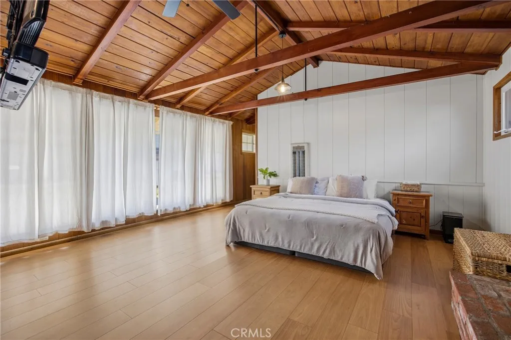 Back Room + Bonus Room