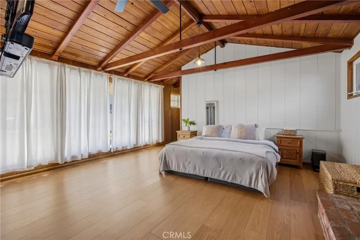 Back Room + Bonus Room