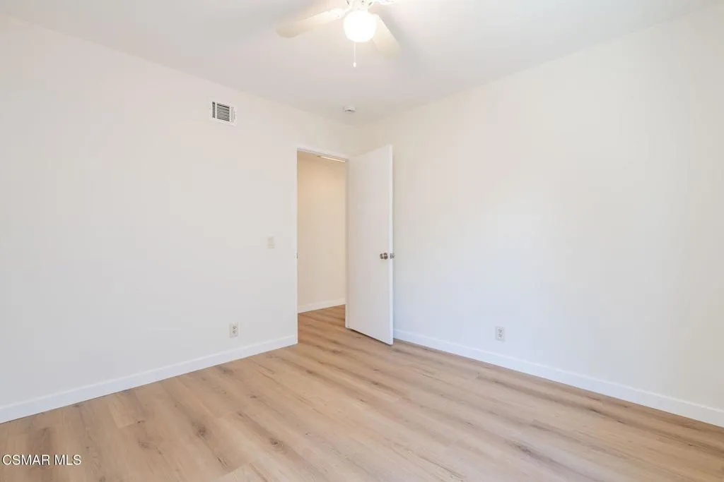 Back bedroom2