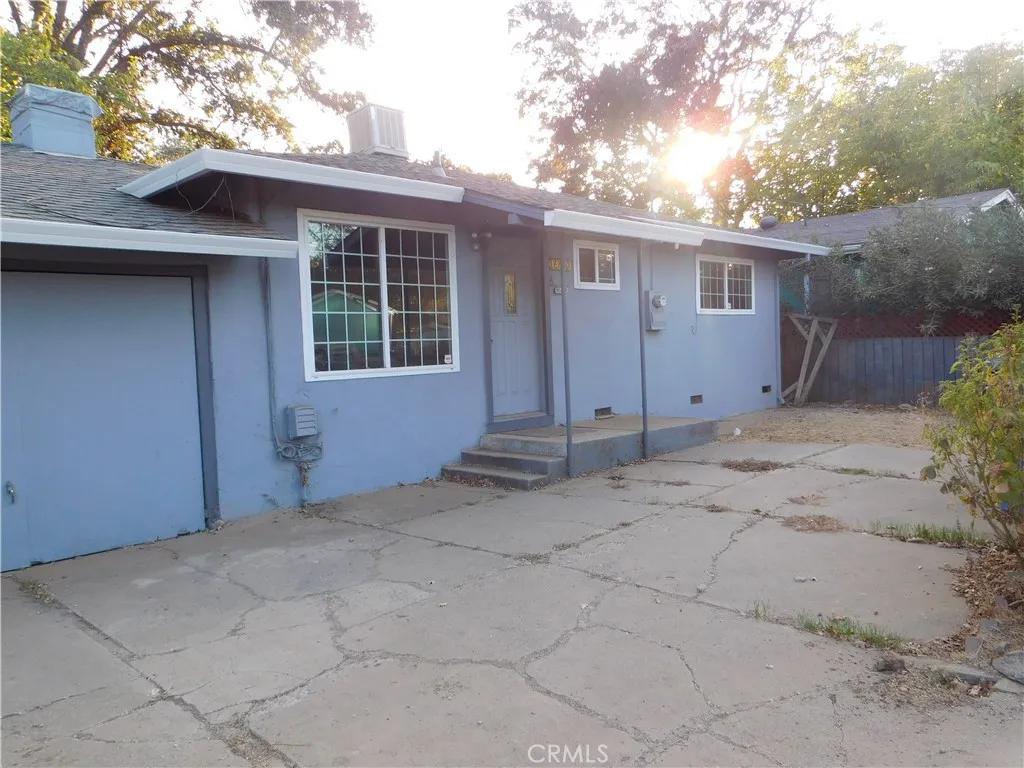14420 Walnut Ave
