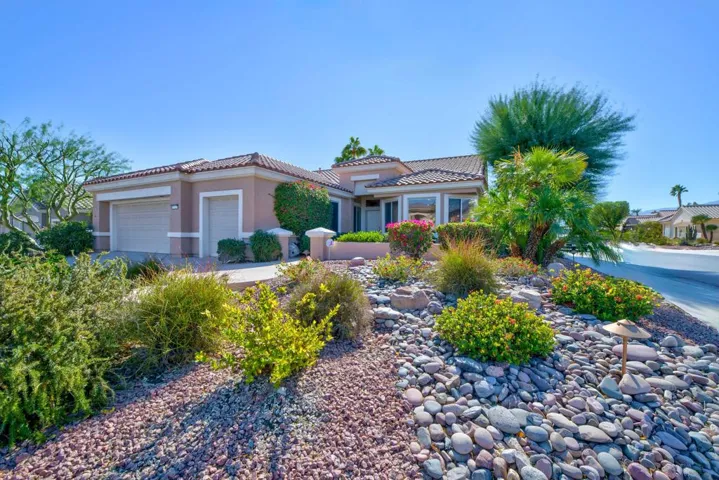 37127 Turnberry Isle Dr-1