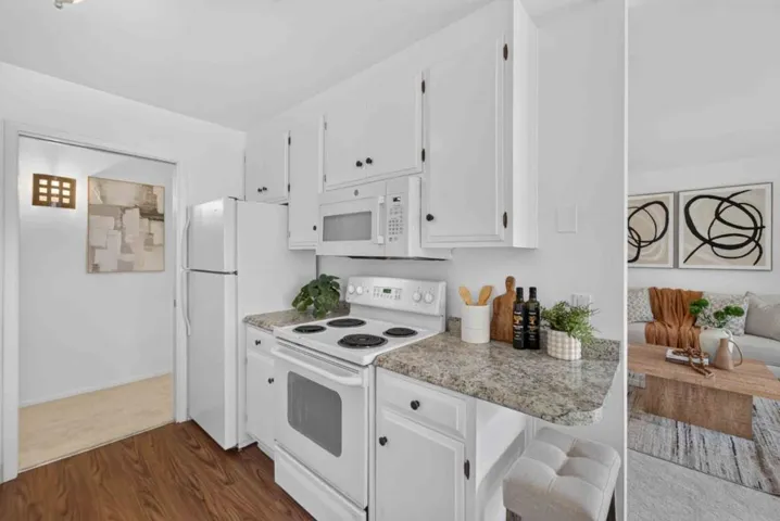 255 S Rengstorff Avenue 42, Mountain View, California 94040 — photo 5