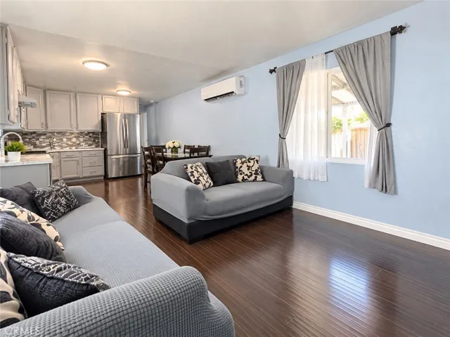 "Living room"