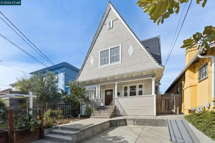 702 33rd St, Oakland, California 94609 — photo 4