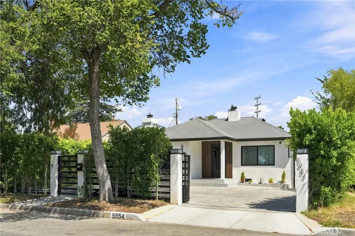 5954 Carpenter Avenue, Valley Village, California 91607 — photo 5