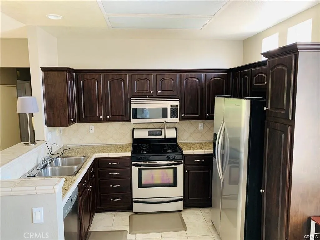 8 Santa Barbara Court, Lake Forest, California 92610 — photo 5
