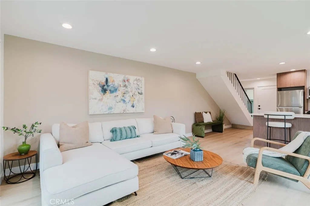 3406 Garden Avenue 1, Los Angeles, California 90039 — photo 5
