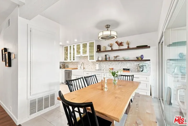 2520 Arizona Avenue 8, Santa Monica, California 90404 — photo 5