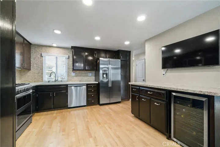 766 S Langtree, Anaheim, California 92807 — photo 4