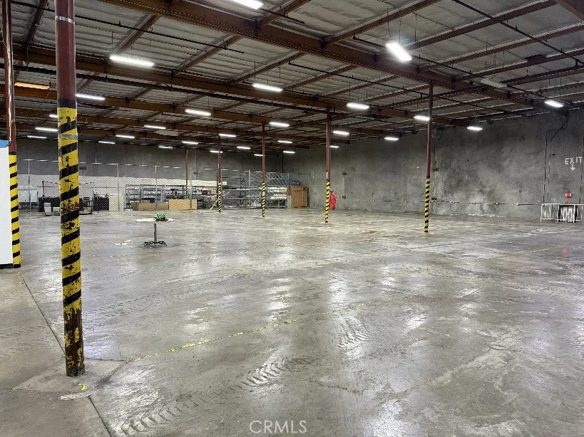 warehouse warehouse