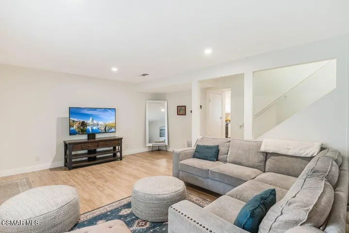 242 Green Lea Place, Thousand Oaks, California 91361 — photo 4