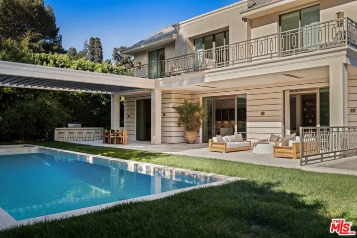 1395 N Doheny Drive, Los Angeles, California 90069 — photo 5