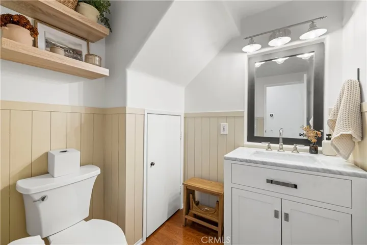 28380 Mayfair Drive, Valencia, California 91354 — photo 5