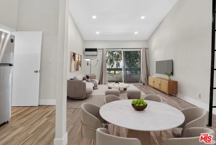 21801 Roscoe Boulevard 206, Los Angeles, California 91304 — photo 4