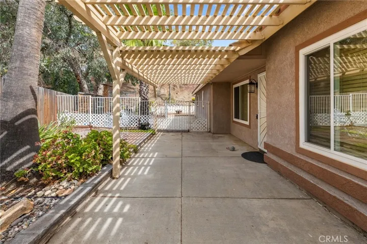39015 Corte Pacheco, Murrieta, California 92562 — photo 4