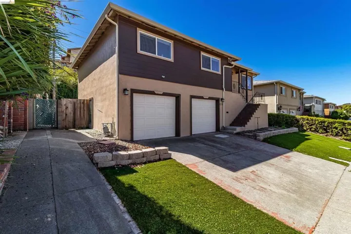 335 Pepper Dr, Vallejo, California 94589 — photo 4