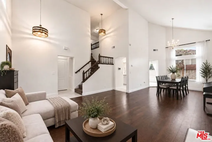 126 Bloom Drive, Claremont, California 91711 — photo 4