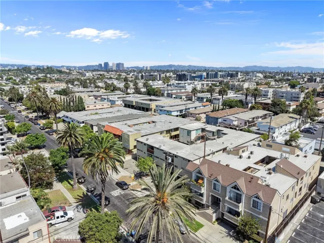 3750 Midvale Avenue, Los Angeles, California 90034 — photo 5