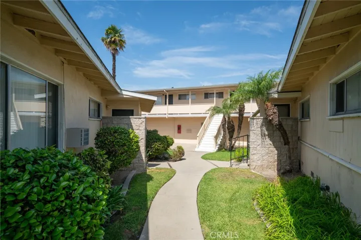 1116 West Avenue, Fullerton, California 92833 — photo 4