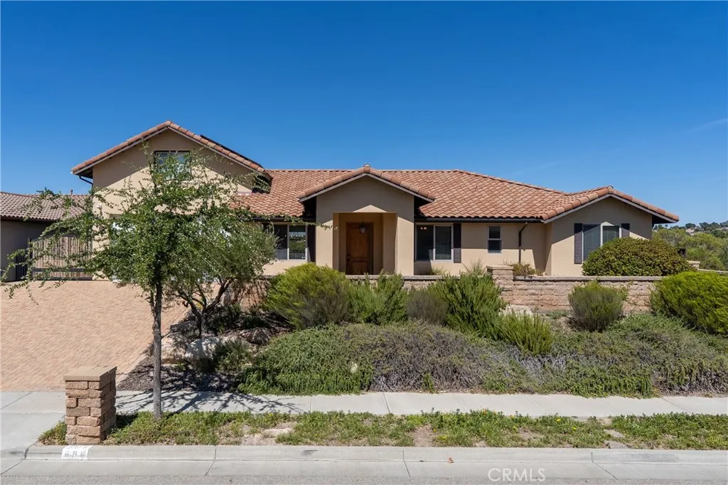 596 Red Cloud Rd